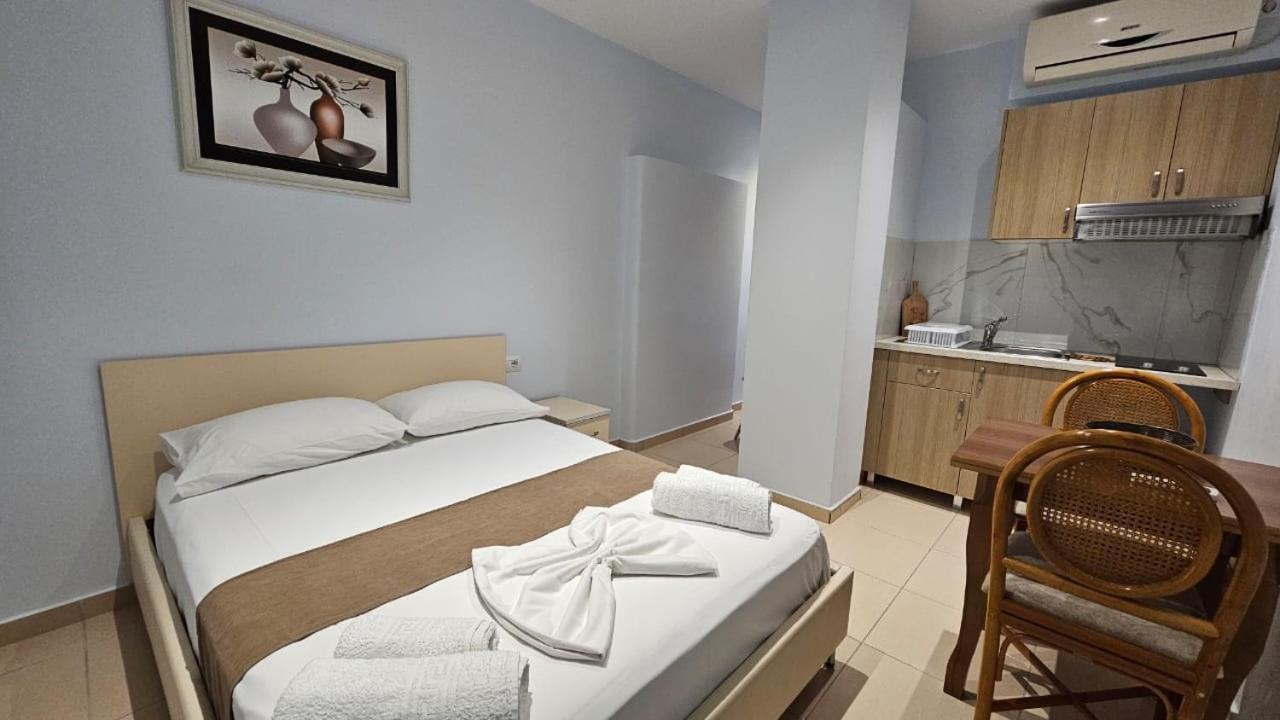 Hotel Arileo Himarë Zimmer foto