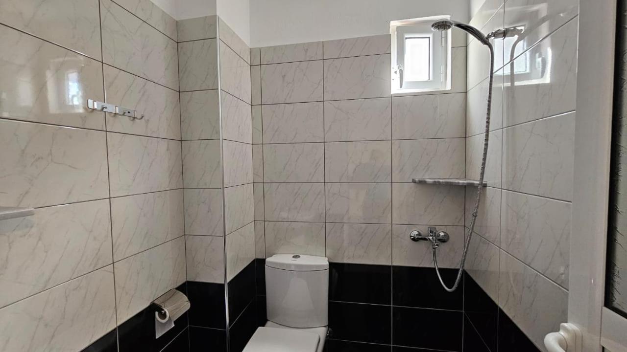 Hotel Arileo Himarë Zimmer foto