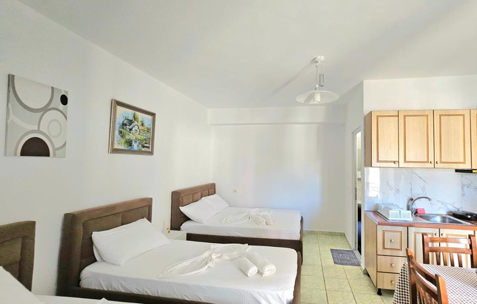 Hotel Arileo Himarë Zimmer foto